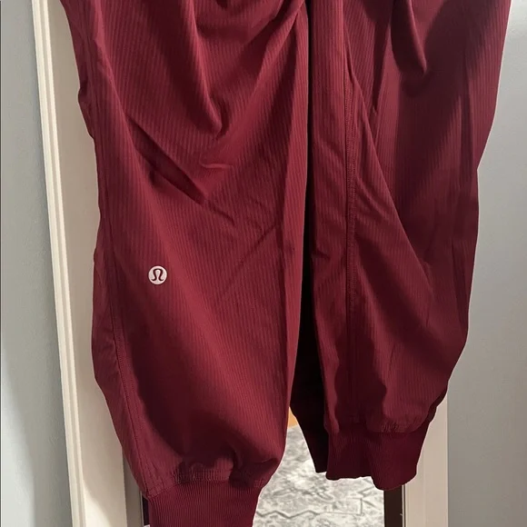 Lululemon Dance Studio Maroon Joggers 8 - Picture 5 of 14